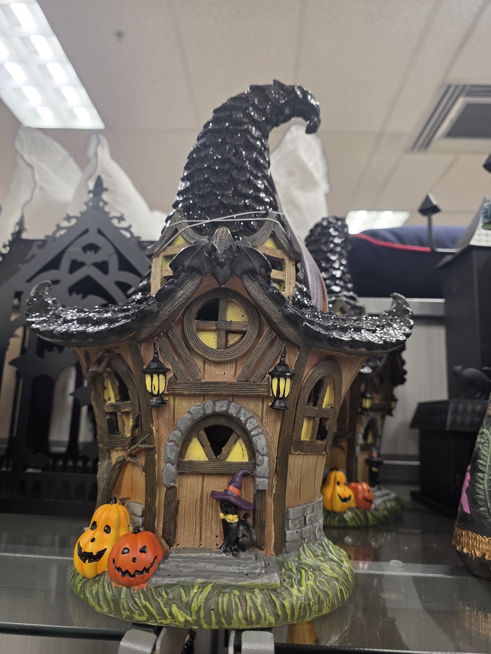 Rustic Haunted House Decor-NWT